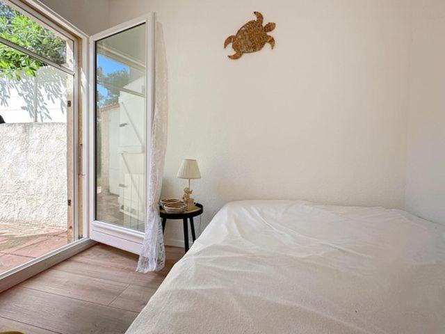 Maisonnette Kalis Calme Avec Climatisation Parking Jardin Cadre Campagne Plages A Pieds Bandol Exterior photo